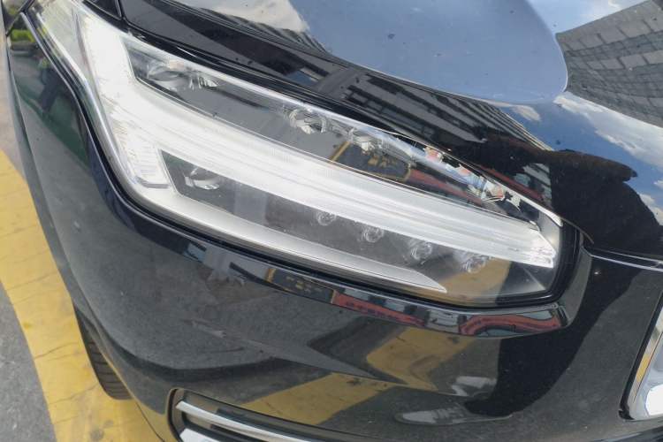 Used Volvo XC90 New Energy 2021 E-Drive Hybrid T8 Luxury Flagship 7-Seater Right Front Headlight