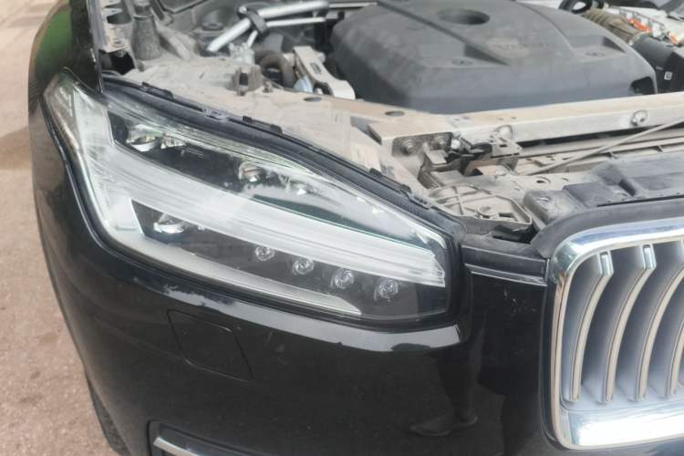 Used Volvo XC90 New Energy 2021 E-Drive Hybrid T8 Luxury Flagship 7-Seater Right Front Headlight