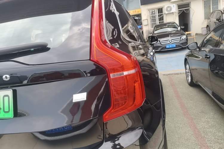 Used Volvo XC90 New Energy 2021 E-Drive Hybrid T8 Luxury Flagship 7-Seater Right Rear Taillight