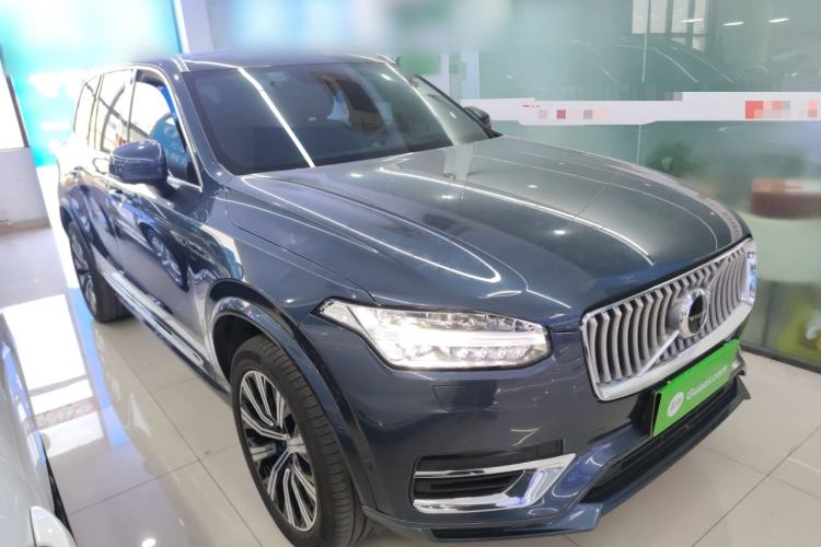 Used Volvo XC90 New Energy 2021 E-Drive Hybrid T8 Luxury Flagship 7-Seater Front Right 45 Deg