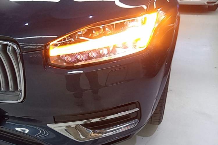 Used Volvo XC90 New Energy 2021 E-Drive Hybrid T8 Luxury Flagship 7-Seater Left Front Headlight