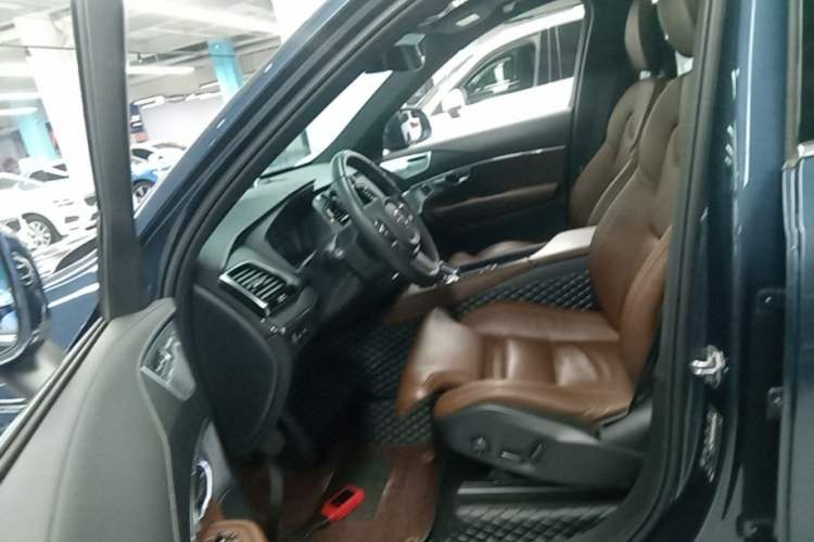 Used Volvo XC90 New Energy 2021 E-Drive Hybrid T8 Luxury Flagship 7-Seater Left Front Seat