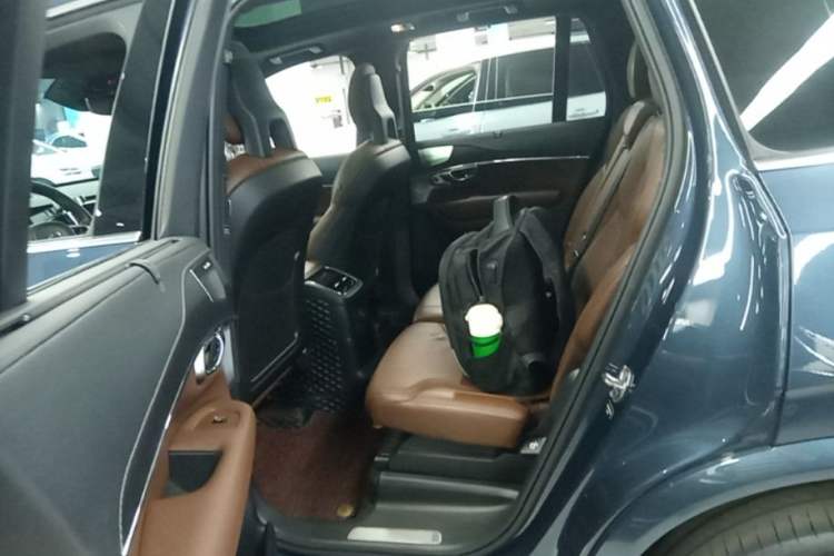 Used Volvo XC90 New Energy 2021 E-Drive Hybrid T8 Luxury Flagship 7-Seater Left Rear Seat