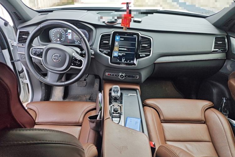 Used Volvo XC90 New Energy 2021 E-Drive Hybrid T8 Luxury Flagship 7-Seater Center Console