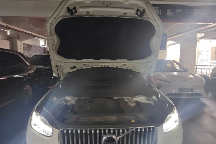 Used Volvo XC90 New Energy 2021 E-Drive Hybrid T8 Luxury Flagship 7-Seater Engine Bay