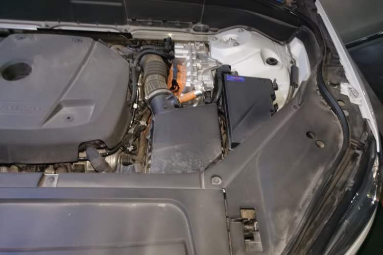 Used Volvo XC90 New Energy 2021 E-Drive Hybrid T8 Luxury Flagship 7-Seater Engine Bay Left