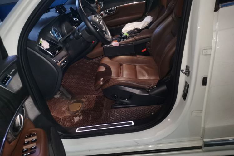 Used Volvo XC90 New Energy 2021 E-Drive Hybrid T8 Luxury Flagship 7-Seater Left Front Seat