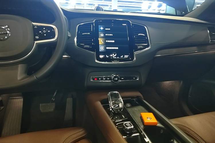 Used Volvo XC90 New Energy 2022 Facelift E-Drive Hybrid T8 Luxury Prestige 7-Seater Audio And AC Panel