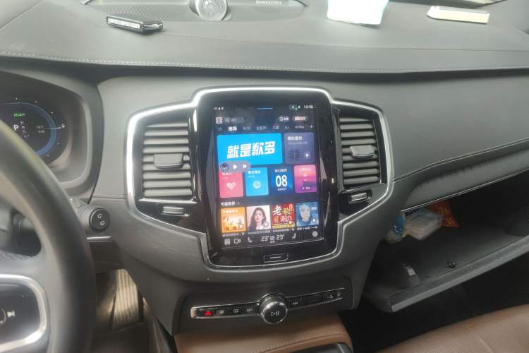 Used Volvo XC90 New Energy 2022 Facelift E-Drive Hybrid T8 Luxury Prestige 7-Seater Audio And AC Panel