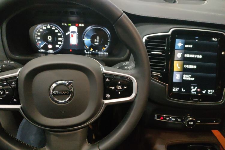 Used Volvo XC90 New Energy 2022 E-Drive Hybrid T8 Luxury Flagship 7-Seater Center Console