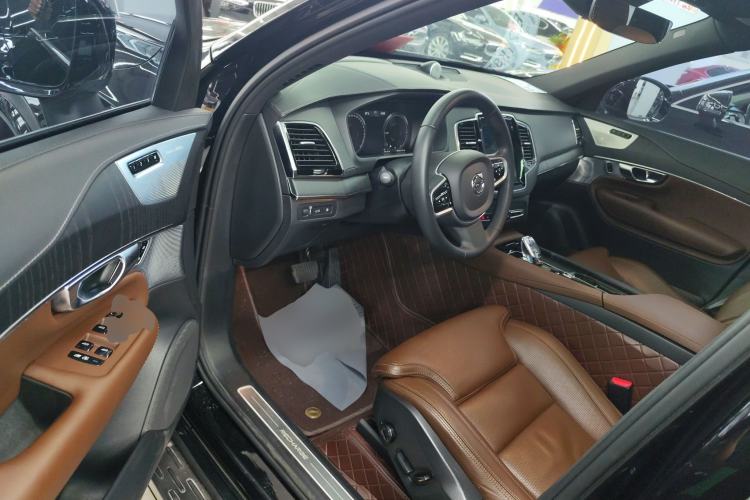 Used Volvo XC90 New Energy 2022 E-Drive Hybrid T8 Luxury Flagship 7-Seater Driver Seat