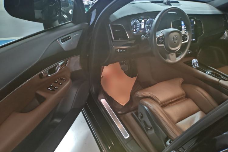 Used Volvo XC90 New Energy 2022 E-Drive Hybrid T8 Luxury Flagship 7-Seater Driver Seat