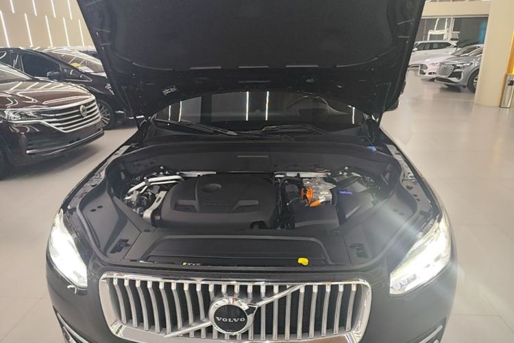 Used Volvo XC90 New Energy 2022 E-Drive Hybrid T8 Luxury Flagship 7-Seater Engine Bay