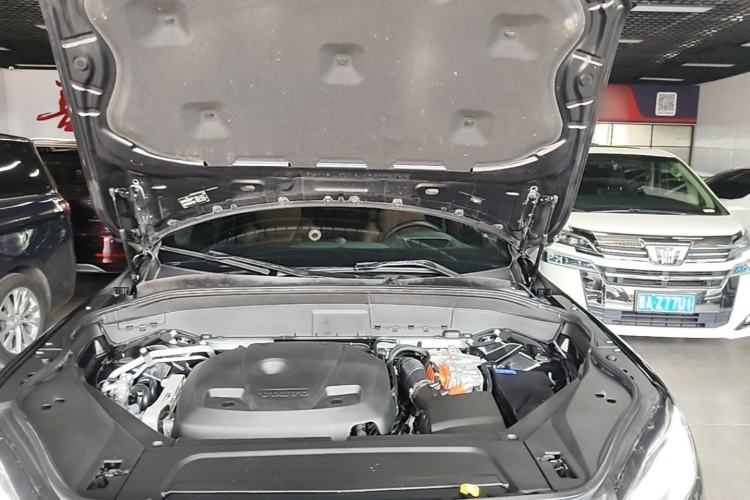 Used Volvo XC90 New Energy 2022 Facelift E-Drive Hybrid T8 Luxury Prestige 7-Seater Engine Bay