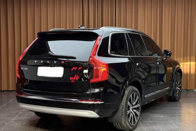 Used Volvo XC90 New Energy 2022 E-Drive Hybrid T8 Luxury Flagship 7-Seater Exterior 2