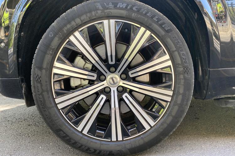 Used Volvo XC90 New Energy 2022 E-Drive Hybrid T8 Luxury Flagship 7-Seater Exterior 3