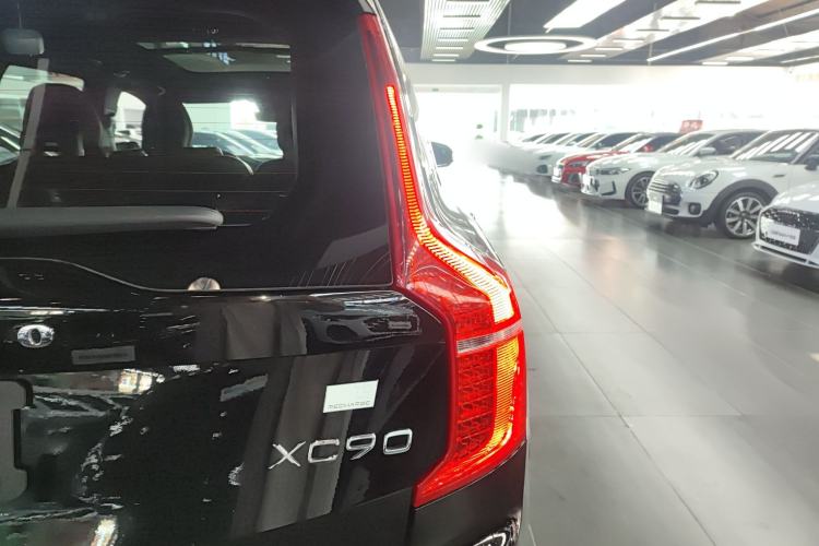Used Volvo XC90 New Energy 2022 Facelift E-Drive Hybrid T8 Luxury Prestige 7-Seater Exterior 3
