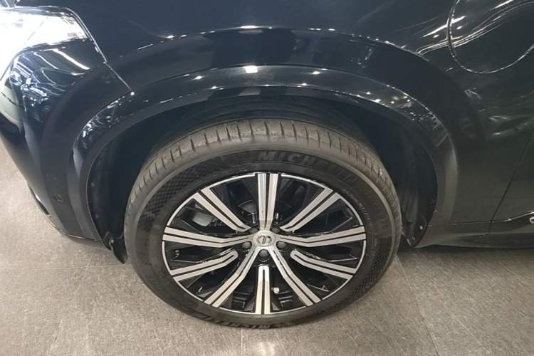 Used Volvo XC90 New Energy 2022 Facelift E-Drive Hybrid T8 Luxury Prestige 7-Seater Exterior 4