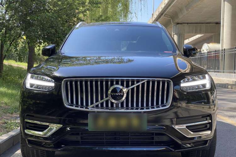 Used Volvo XC90 New Energy 2022 E-Drive Hybrid T8 Luxury Flagship 7-Seater Exterior 5