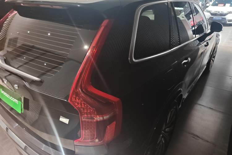 Used Volvo XC90 New Energy 2022 E-Drive Hybrid T8 Luxury Flagship 7-Seater Exterior 5