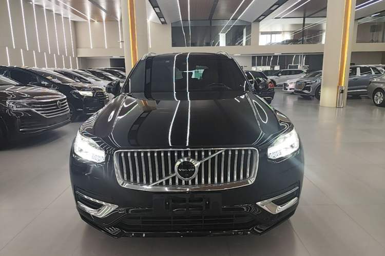 Used Volvo XC90 New Energy 2022 E-Drive Hybrid T8 Luxury Flagship 7-Seater Front