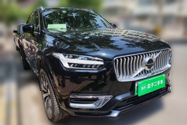Used Volvo XC90 New Energy 2022 Facelift E-Drive Hybrid T8 Luxury Prestige 7-Seater Front Right 45 Deg