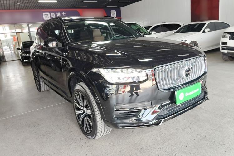 Used Volvo XC90 New Energy 2022 Facelift E-Drive Hybrid T8 Luxury Prestige 7-Seater Front Right 45 Deg