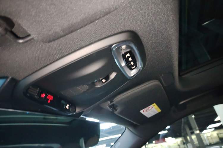 Used Volvo XC90 New Energy 2022 Facelift E-Drive Hybrid T8 Luxury Prestige 7-Seater Headliner