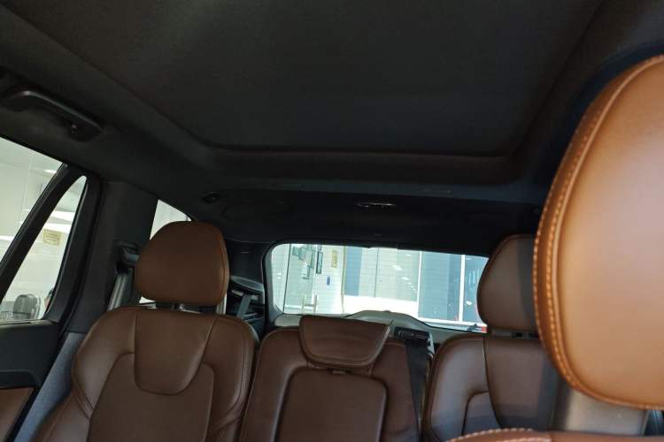 Used Volvo XC90 New Energy 2022 E-Drive Hybrid T8 Luxury Flagship 7-Seater Headliner