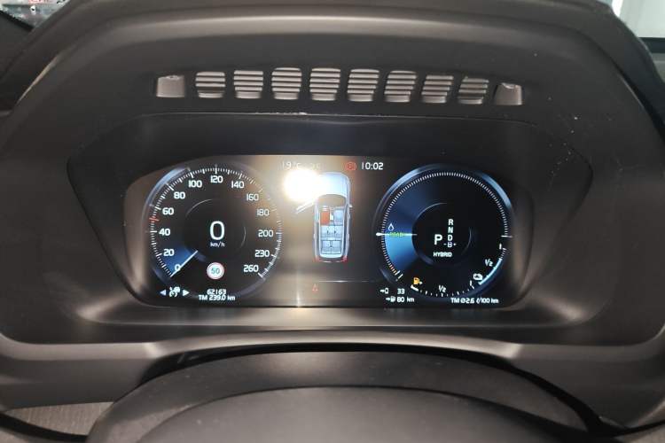 Used Volvo XC90 New Energy 2022 E-Drive Hybrid T8 Luxury Flagship 7-Seater Instrument Cluster