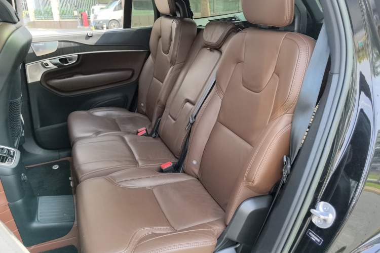 Used Volvo XC90 New Energy 2022 Facelift E-Drive Hybrid T8 Luxury Prestige 7-Seater Interior 1