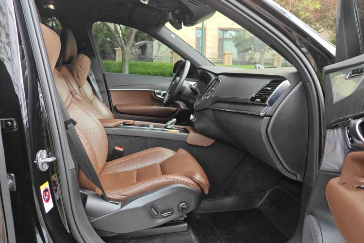 Used Volvo XC90 New Energy 2022 Facelift E-Drive Hybrid T8 Luxury Prestige 7-Seater Interior 1