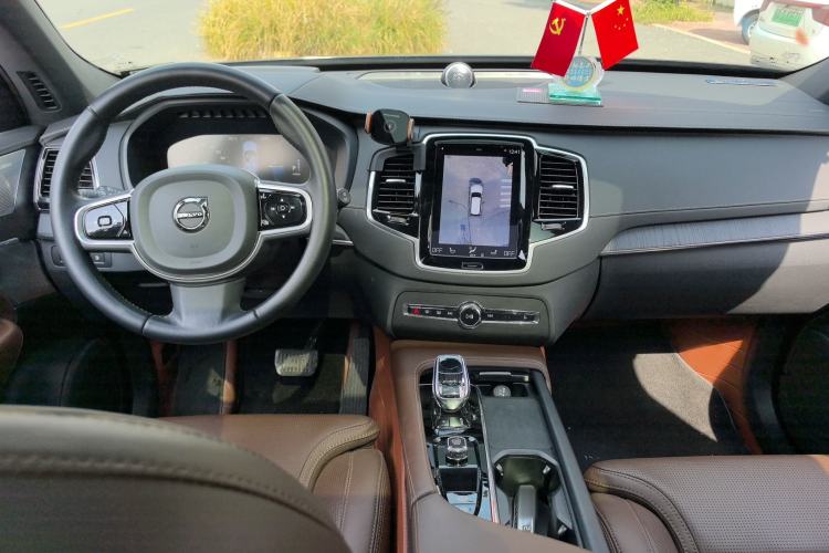 Used Volvo XC90 New Energy 2022 Facelift E-Drive Hybrid T8 Luxury Prestige 7-Seater Interior 3