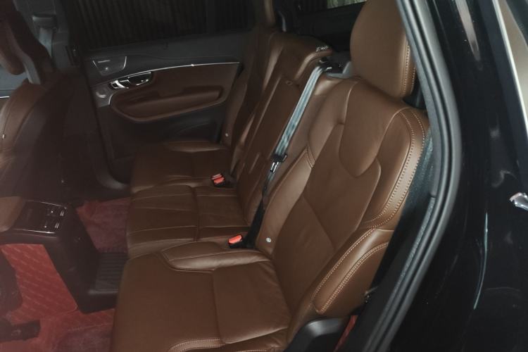 Used Volvo XC90 New Energy 2022 E-Drive Hybrid T8 Luxury Flagship 7-Seater Interior 4