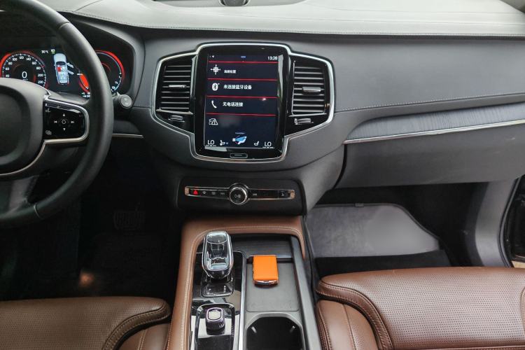 Used Volvo XC90 New Energy 2022 Facelift E-Drive Hybrid T8 Luxury Prestige 7-Seater Interior 6