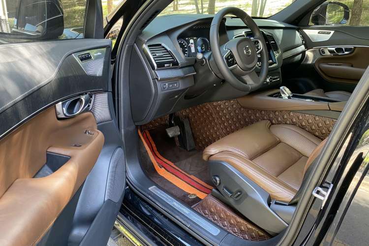 Used Volvo XC90 New Energy 2022 E-Drive Hybrid T8 Luxury Flagship 7-Seater Interior 7
