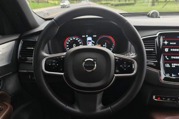 Used Volvo XC90 New Energy 2022 Facelift E-Drive Hybrid T8 Luxury Prestige 7-Seater Interior 7