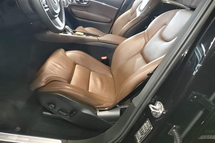 Used Volvo XC90 New Energy 2022 Facelift E-Drive Hybrid T8 Luxury Prestige 7-Seater Left Front Seat