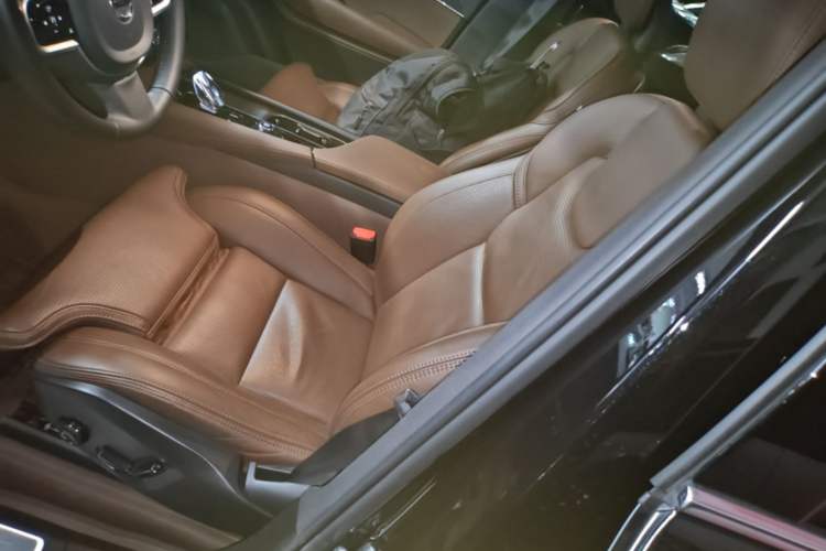 Used Volvo XC90 New Energy 2022 E-Drive Hybrid T8 Luxury Flagship 7-Seater Left Front Seat