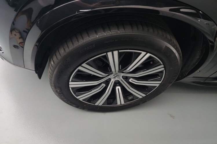 Used Volvo XC90 New Energy 2022 E-Drive Hybrid T8 Luxury Flagship 7-Seater Left Front Wheel Hub