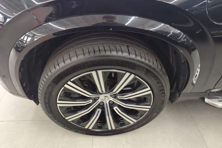 Used Volvo XC90 New Energy 2022 E-Drive Hybrid T8 Luxury Flagship 7-Seater Left Front Wheel Hub