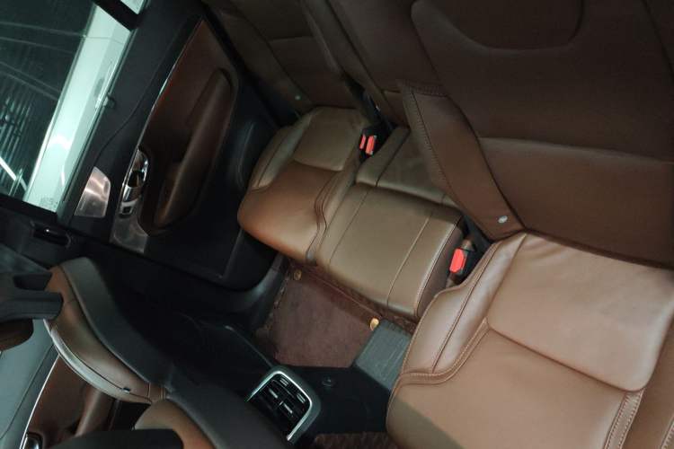 Used Volvo XC90 New Energy 2022 E-Drive Hybrid T8 Luxury Flagship 7-Seater Left Rear Seat