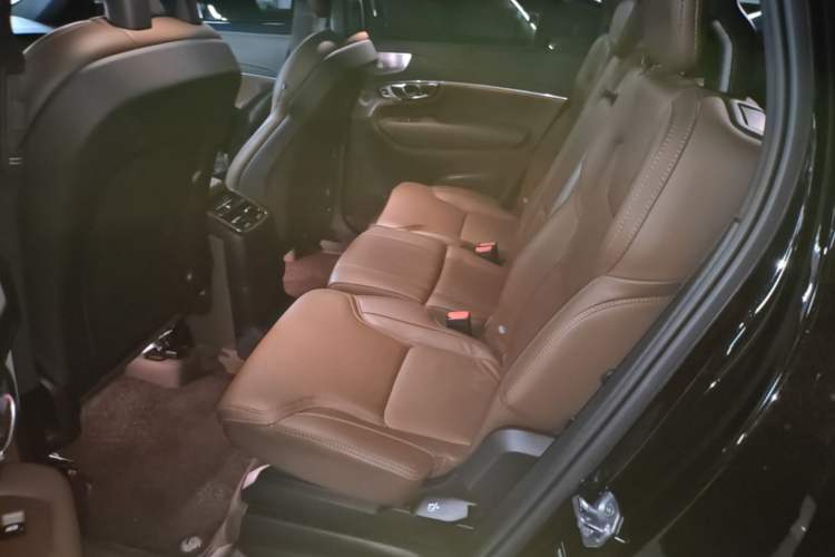 Used Volvo XC90 New Energy 2022 E-Drive Hybrid T8 Luxury Flagship 7-Seater Left Rear Seat