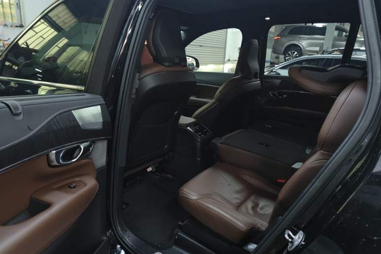 Used Volvo XC90 New Energy 2022 Facelift E-Drive Hybrid T8 Luxury Prestige 7-Seater Left Rear Seat