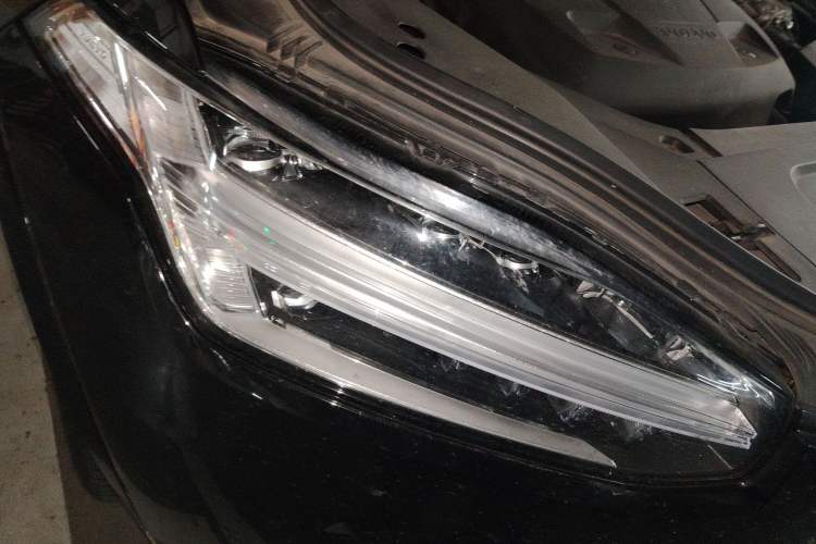 Used Volvo XC90 New Energy 2022 E-Drive Hybrid T8 Luxury Flagship 7-Seater Right Front Headlight