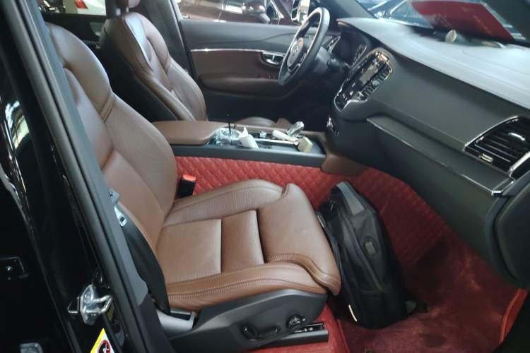 Used Volvo XC90 New Energy 2022 Facelift E-Drive Hybrid T8 Luxury Prestige 7-Seater Right Front Seat
