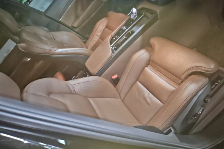 Used Volvo XC90 New Energy 2022 E-Drive Hybrid T8 Luxury Flagship 7-Seater Right Front Seat