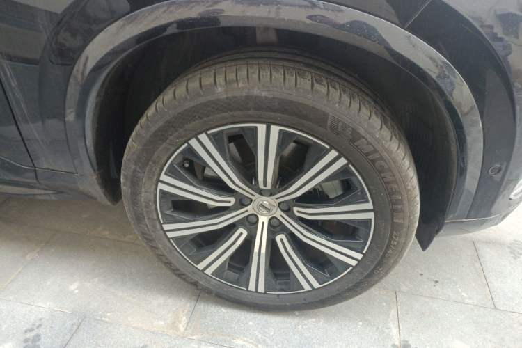 Used Volvo XC90 New Energy 2022 E-Drive Hybrid T8 Luxury Flagship 7-Seater Right Front Wheel Hub