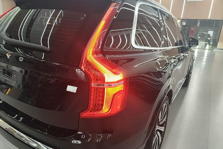 Used Volvo XC90 New Energy 2022 E-Drive Hybrid T8 Luxury Flagship 7-Seater Right Rear Taillight