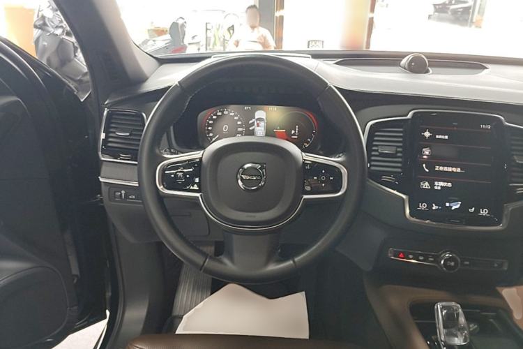 Used Volvo XC90 New Energy 2022 Facelift E-Drive Hybrid T8 Luxury Prestige 7-Seater Steering Wheel